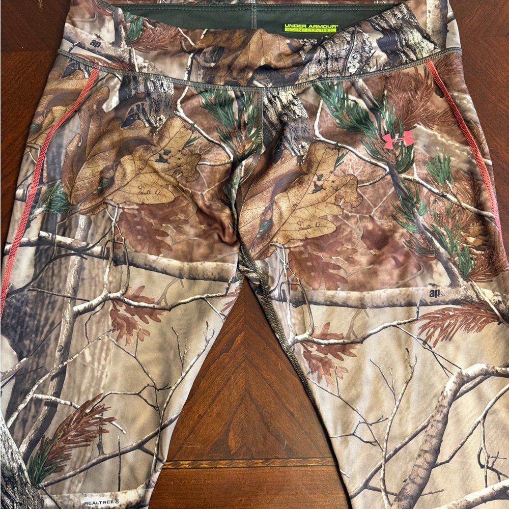 Under Armour women’s Camo Leggings